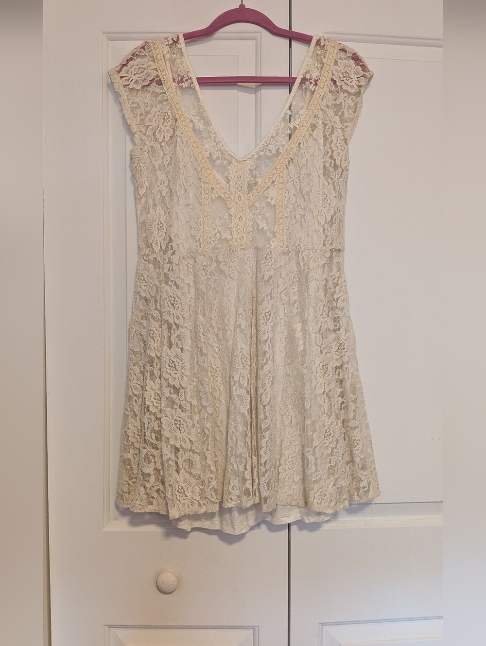 Kimchi Blue Ivory Lace V-Neck Babydoll Dress Hippie Boho Festival New With Tags
